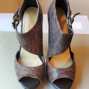 Women's High Heel Levity